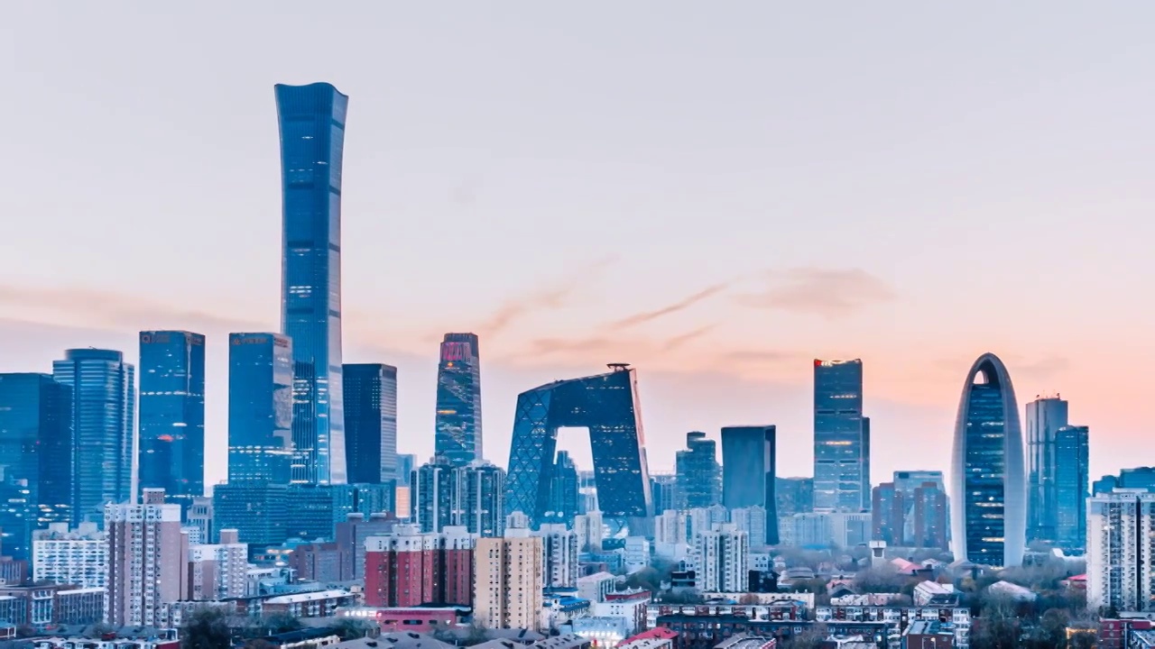中国北京CBD城市天际线建筑群日转夜延时摄影视频素材