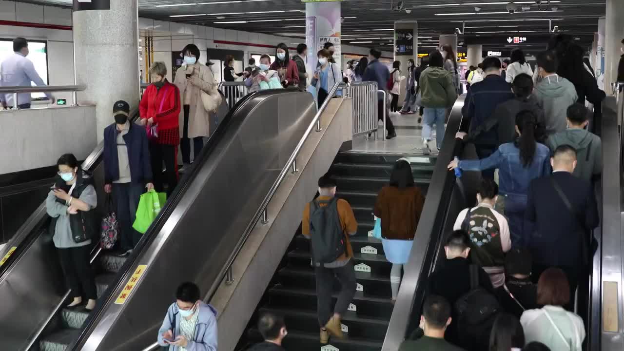 上海地铁站人流人群视频素材