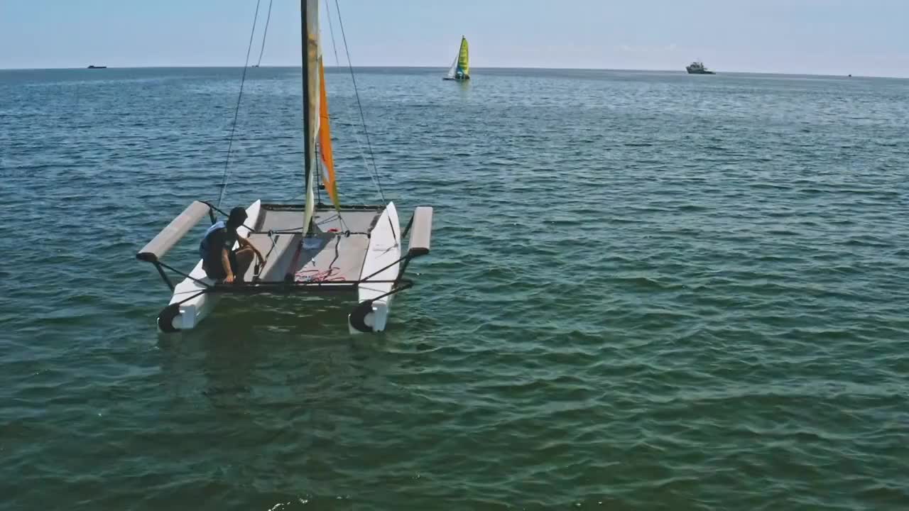 海边帆船冲浪视频下载