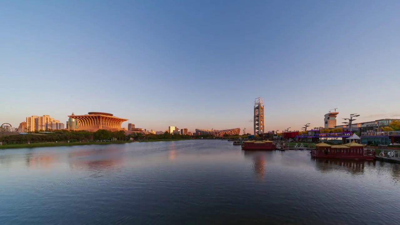 北京奥林匹克公园水域全景延时日转夜视频下载