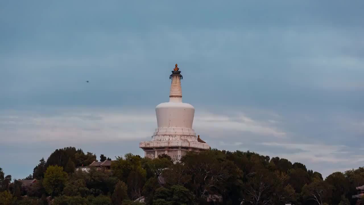 北京北海公园白塔寺视频素材