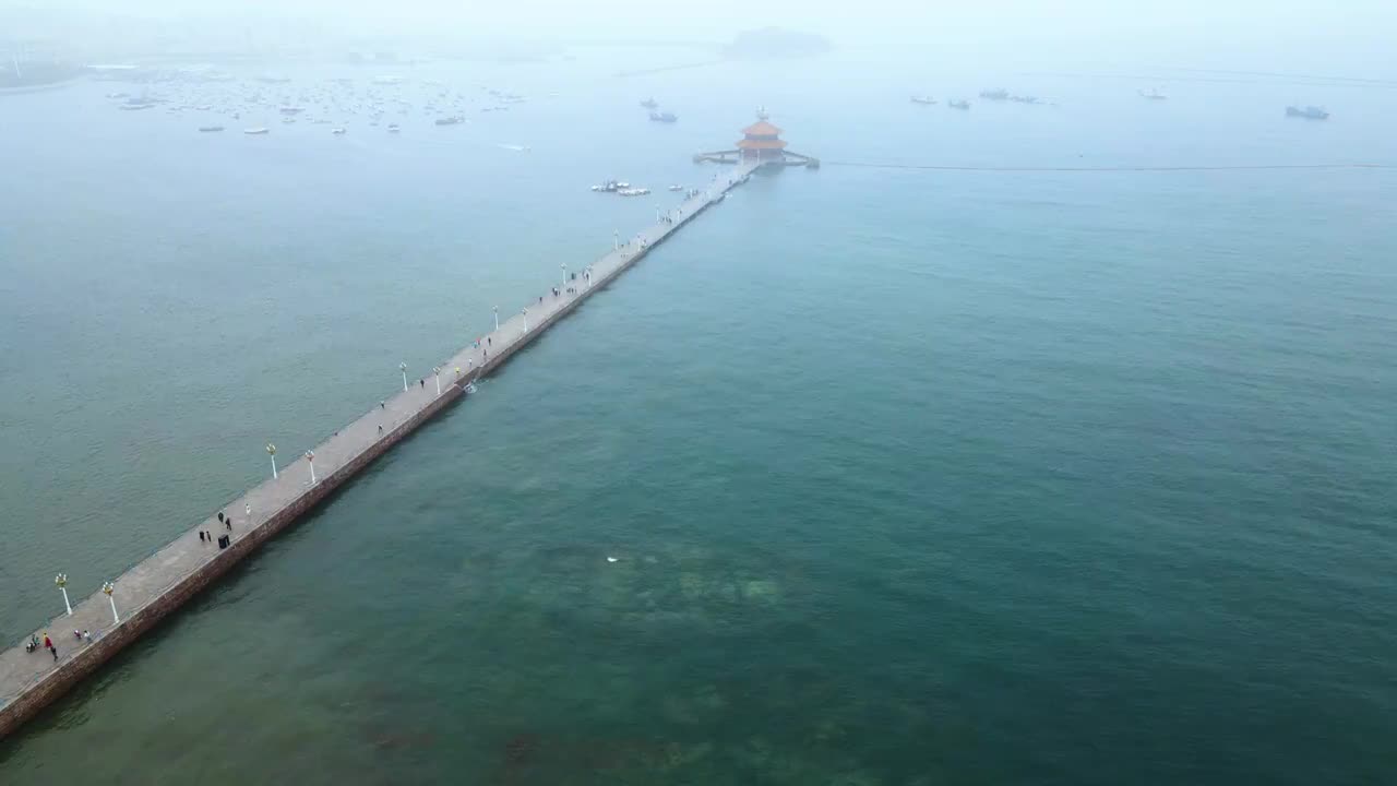 山东省青岛市大海栈桥风景区视频素材