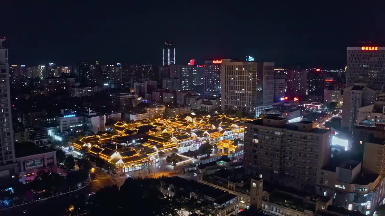 昆明市中心夜景航拍视频素材