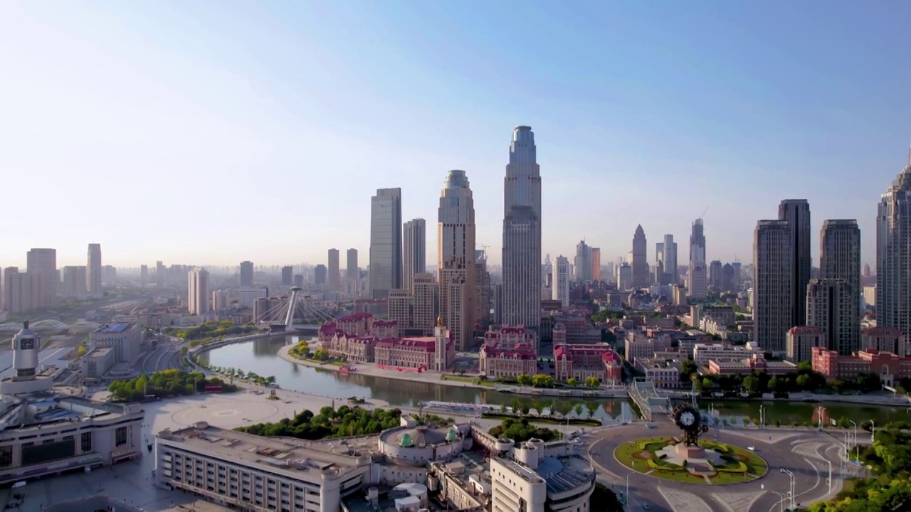 中国天津津湾广场世纪钟CBD城市天际线航拍视频素材