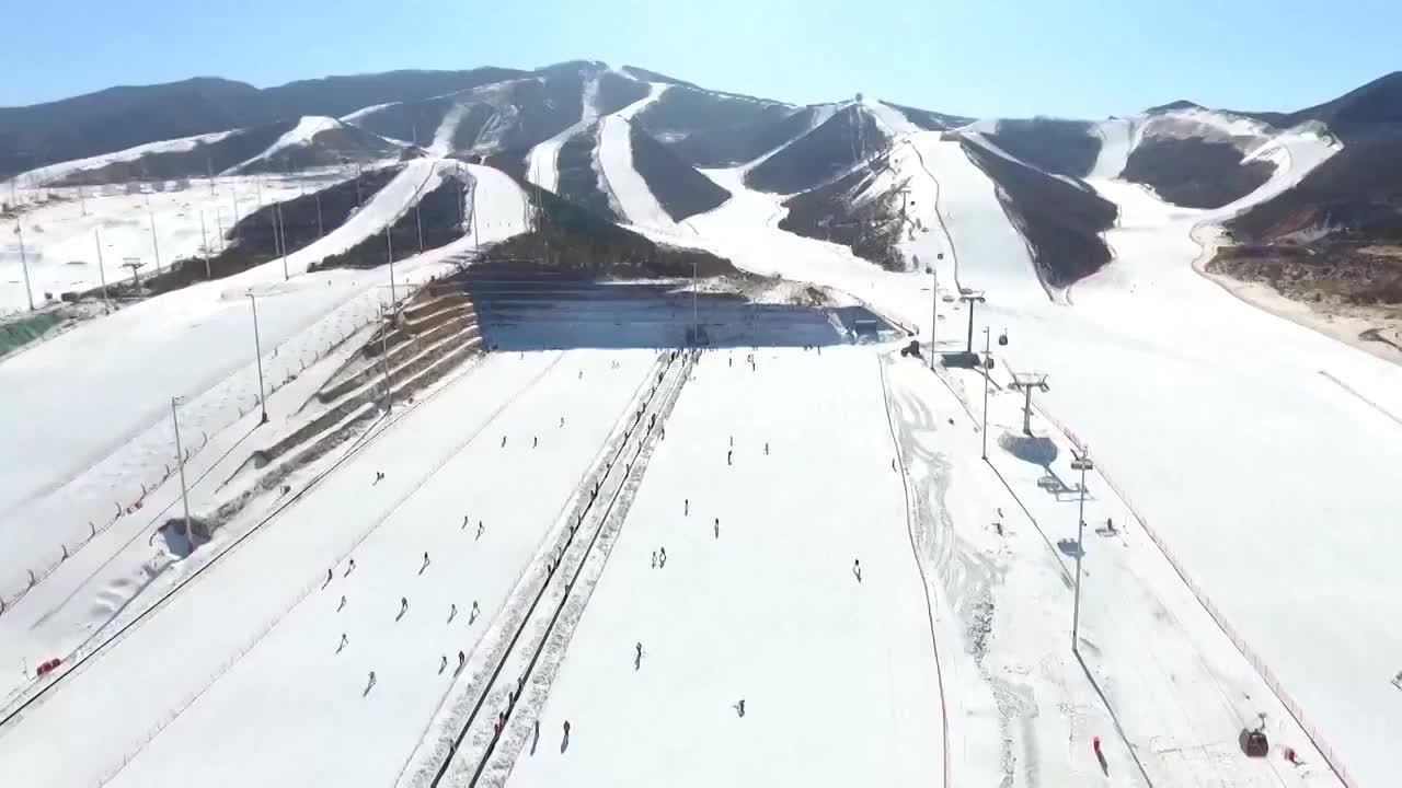 张家口崇礼国家高山滑雪中心航拍视频素材