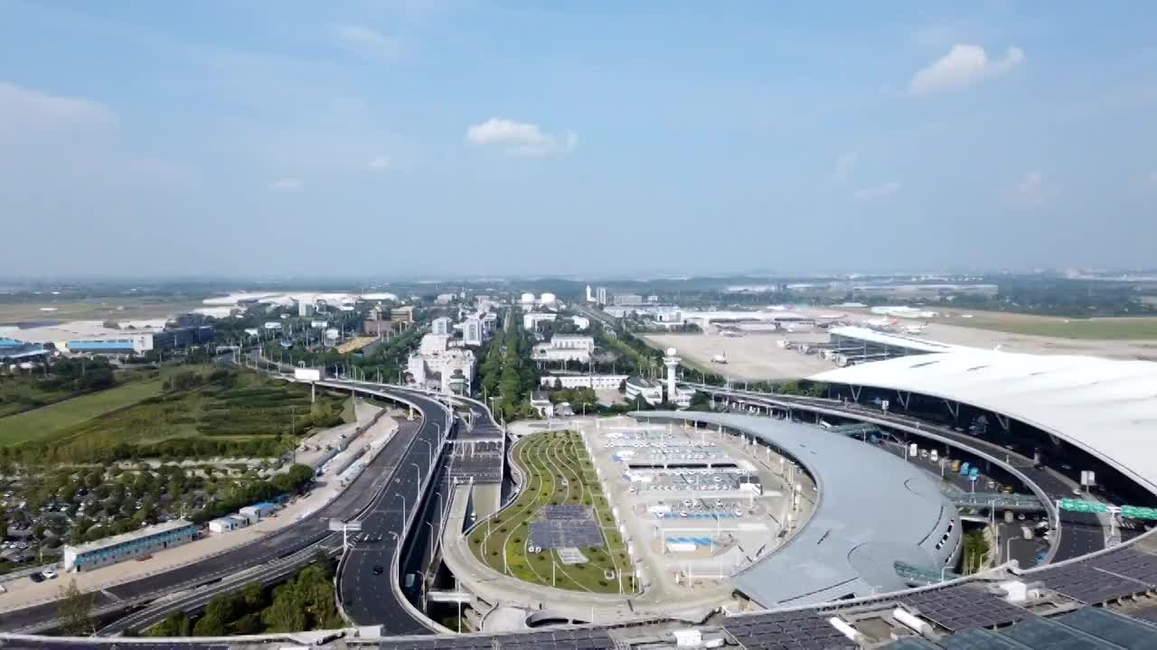 南京机场航站楼的延时风光视频素材