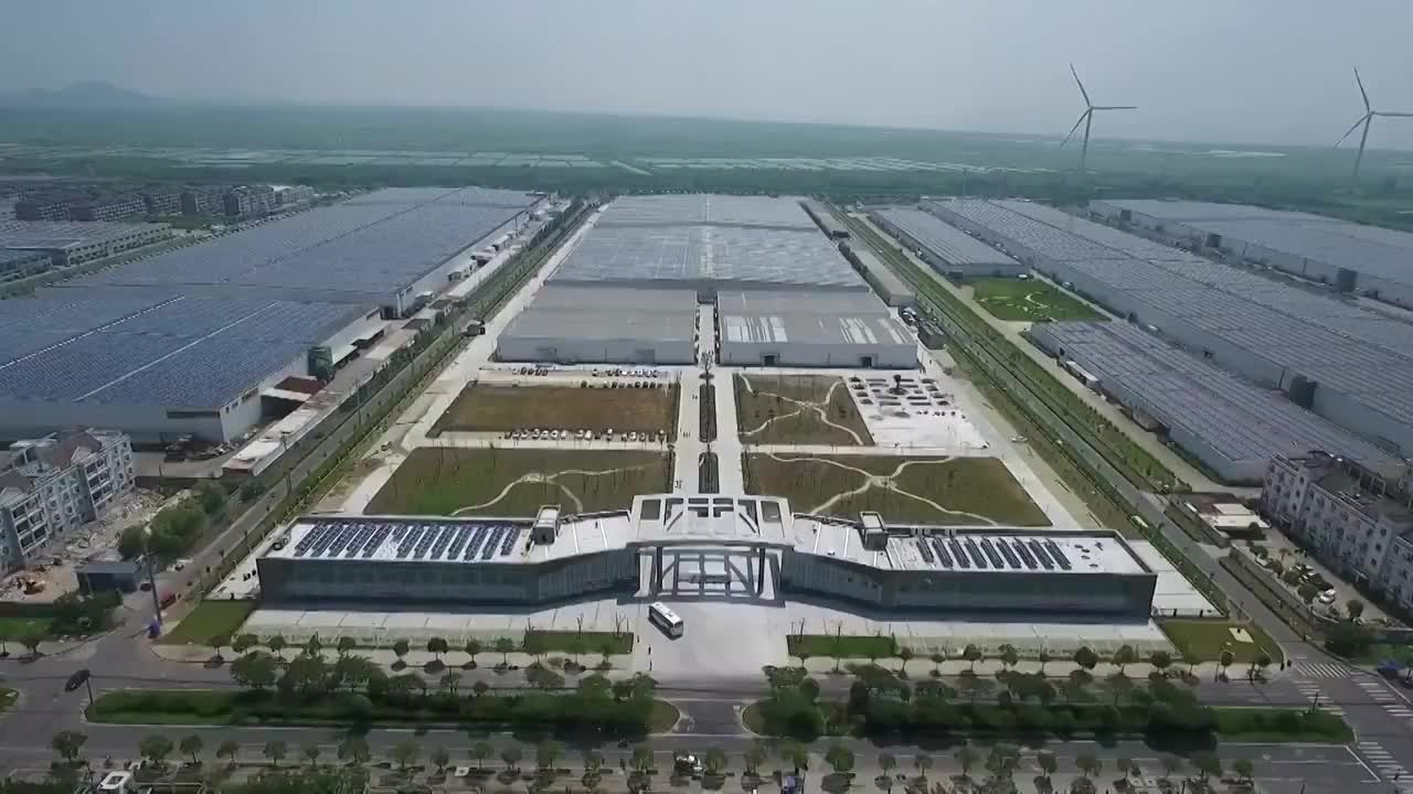 浙江省太阳能电池板、工厂航拍图视频素材