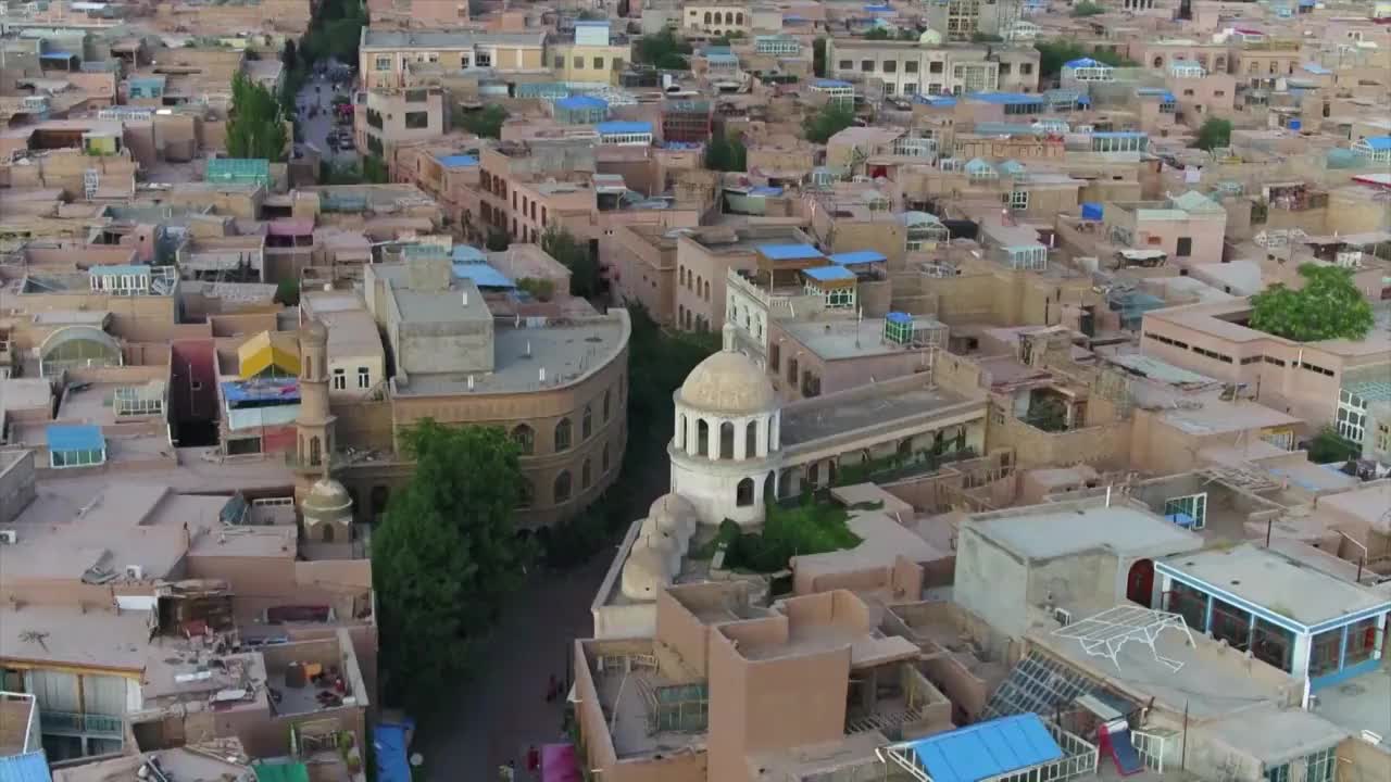 新疆乌鲁木齐市城市景观航拍视频素材