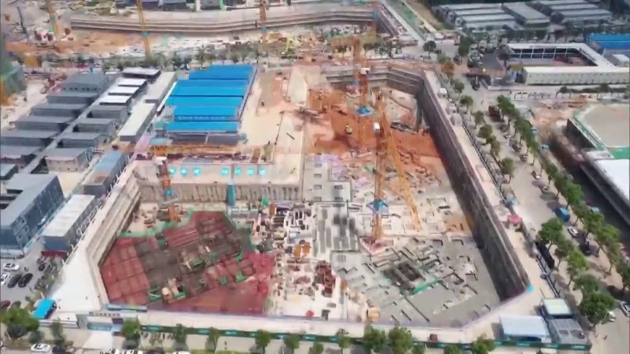 广东深圳的建筑工地航拍视频素材