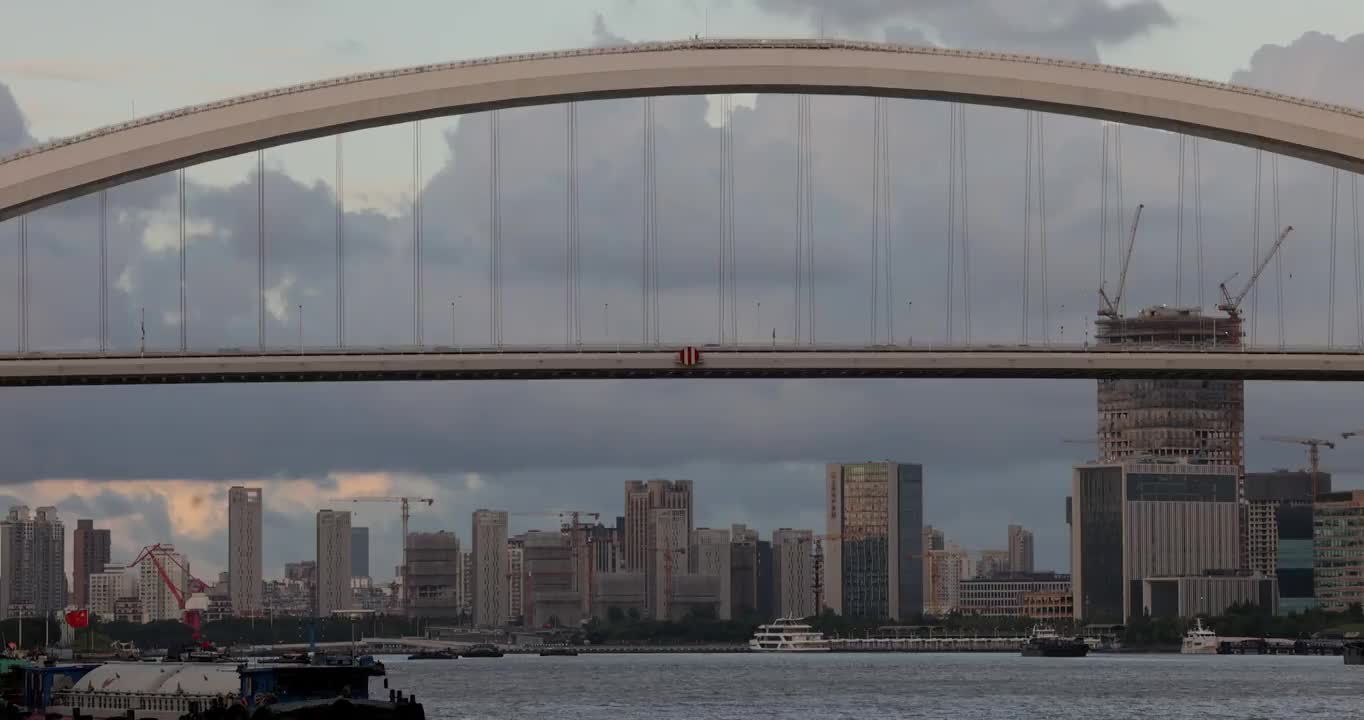 卢浦大桥 局部 背景云彩 升格视频素材