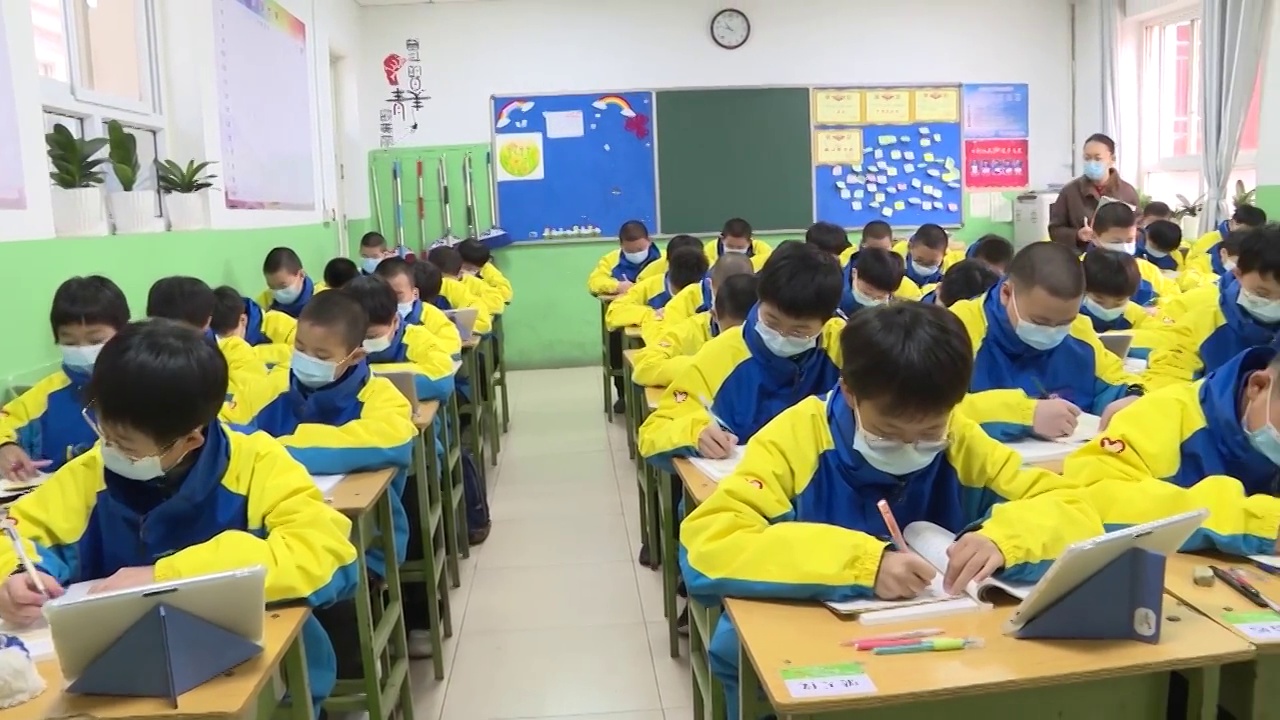 河北省石家庄市教室内的学生视频素材