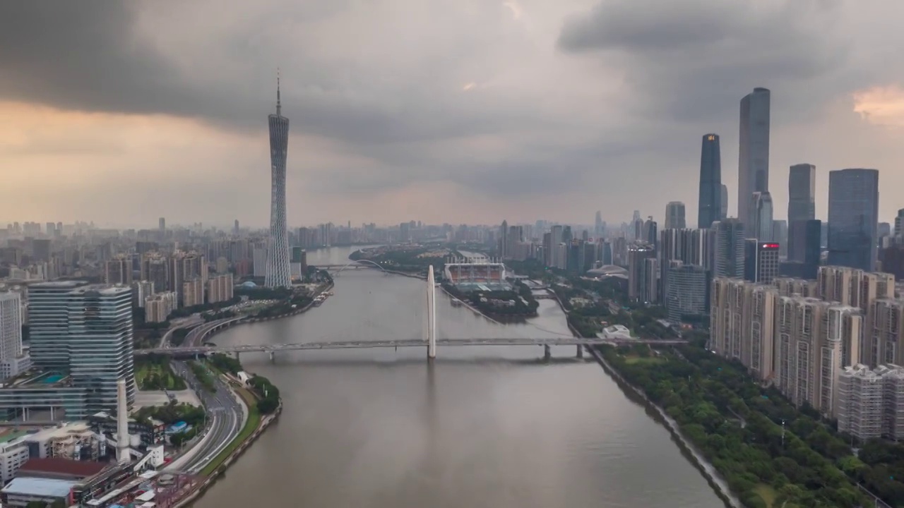 广州的新一代CBD，琶洲电商总部和珠江景色视频素材