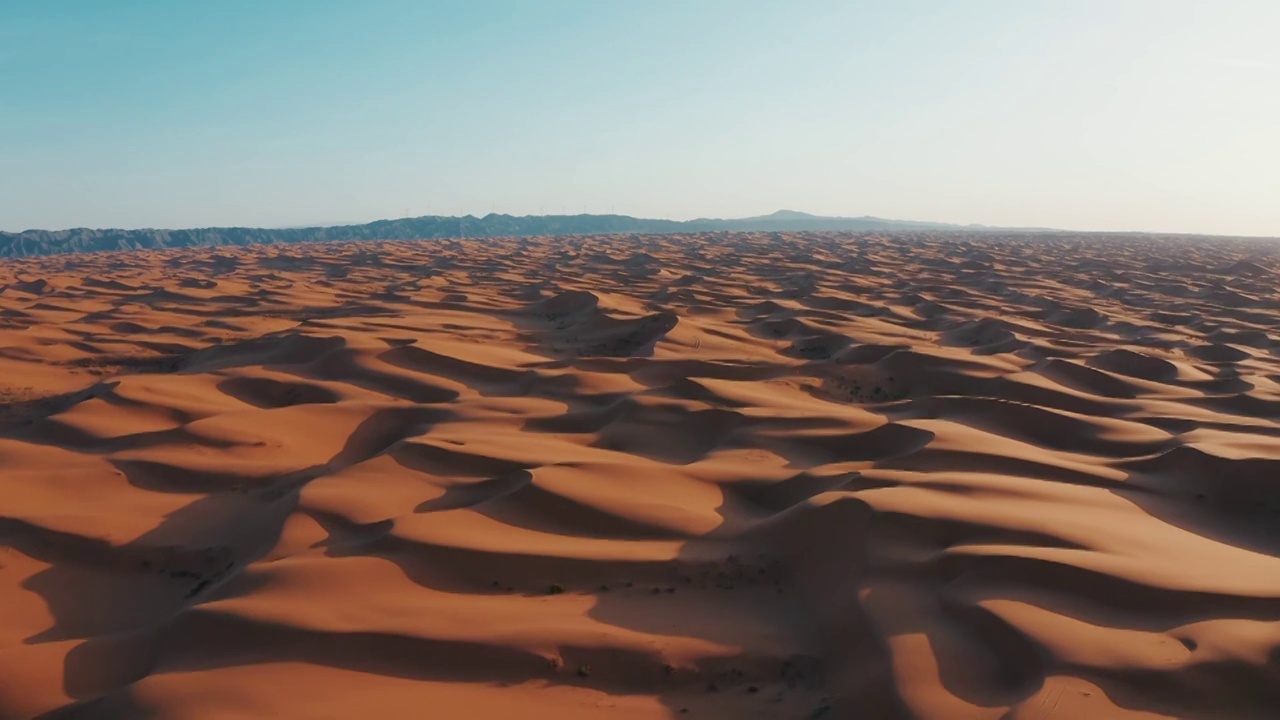 沙漠航拍沙丘干旱地带视频素材