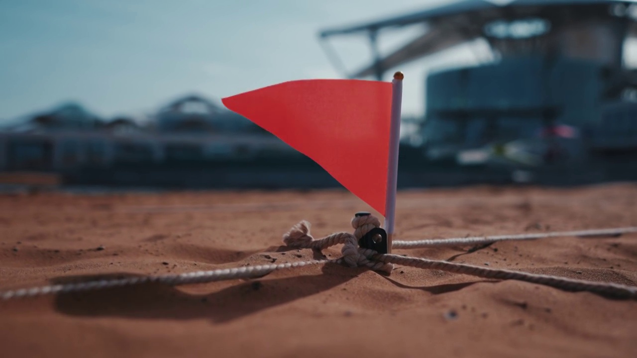 彩旗飘扬沙漠红旗视频素材