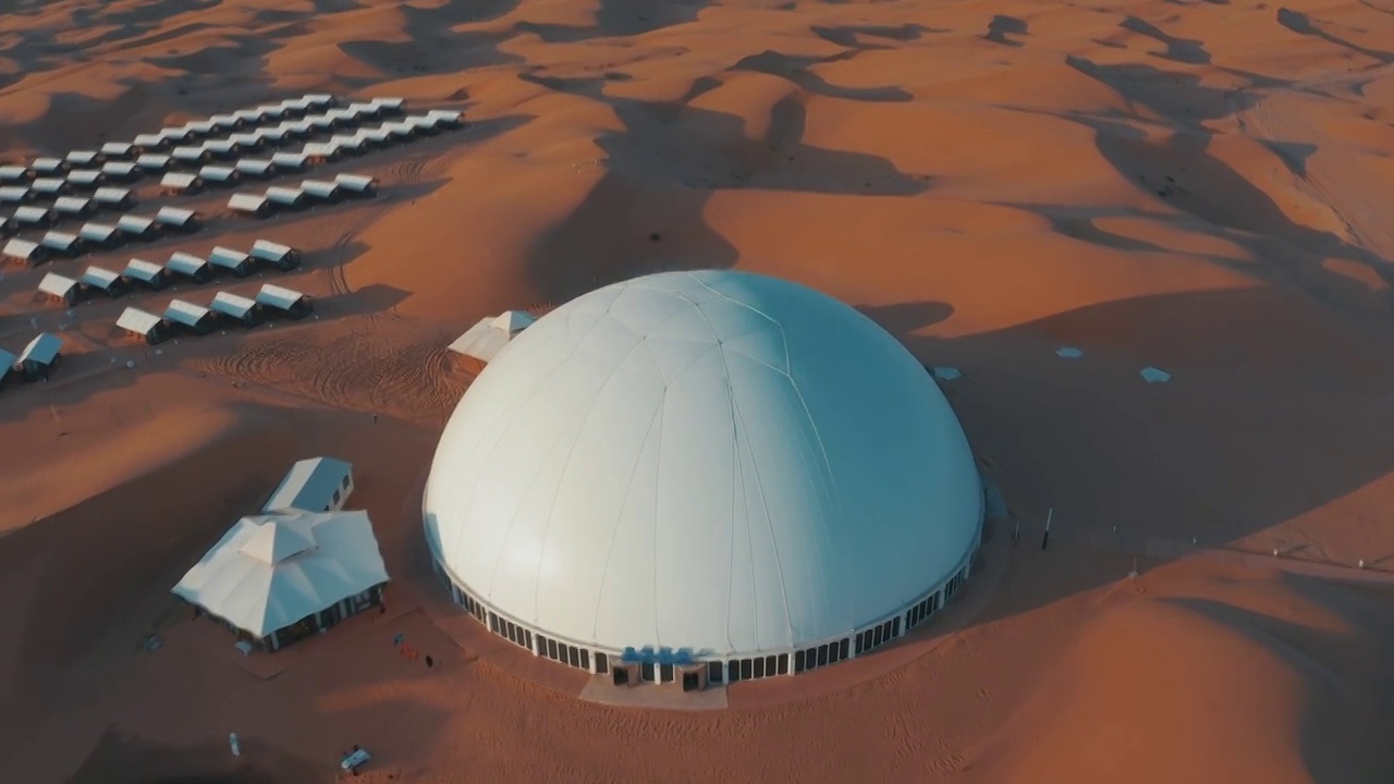 沙漠航拍沙丘建筑视频素材