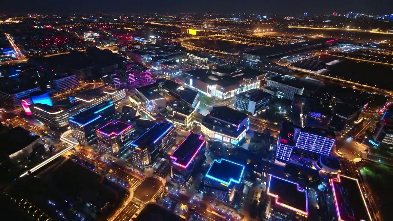 4K航拍上海虹桥机场功能区夜景震撼大气视频素材