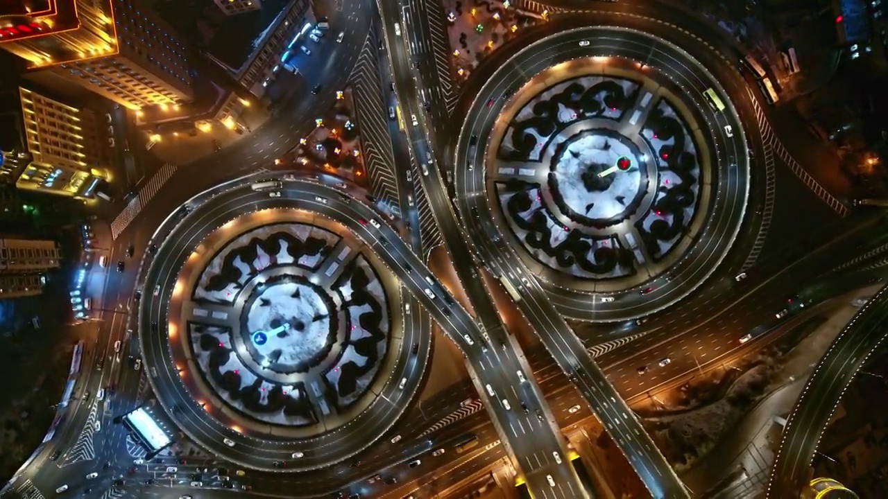 4K航拍哈尔滨东北城市夜景交通车流视频素材
