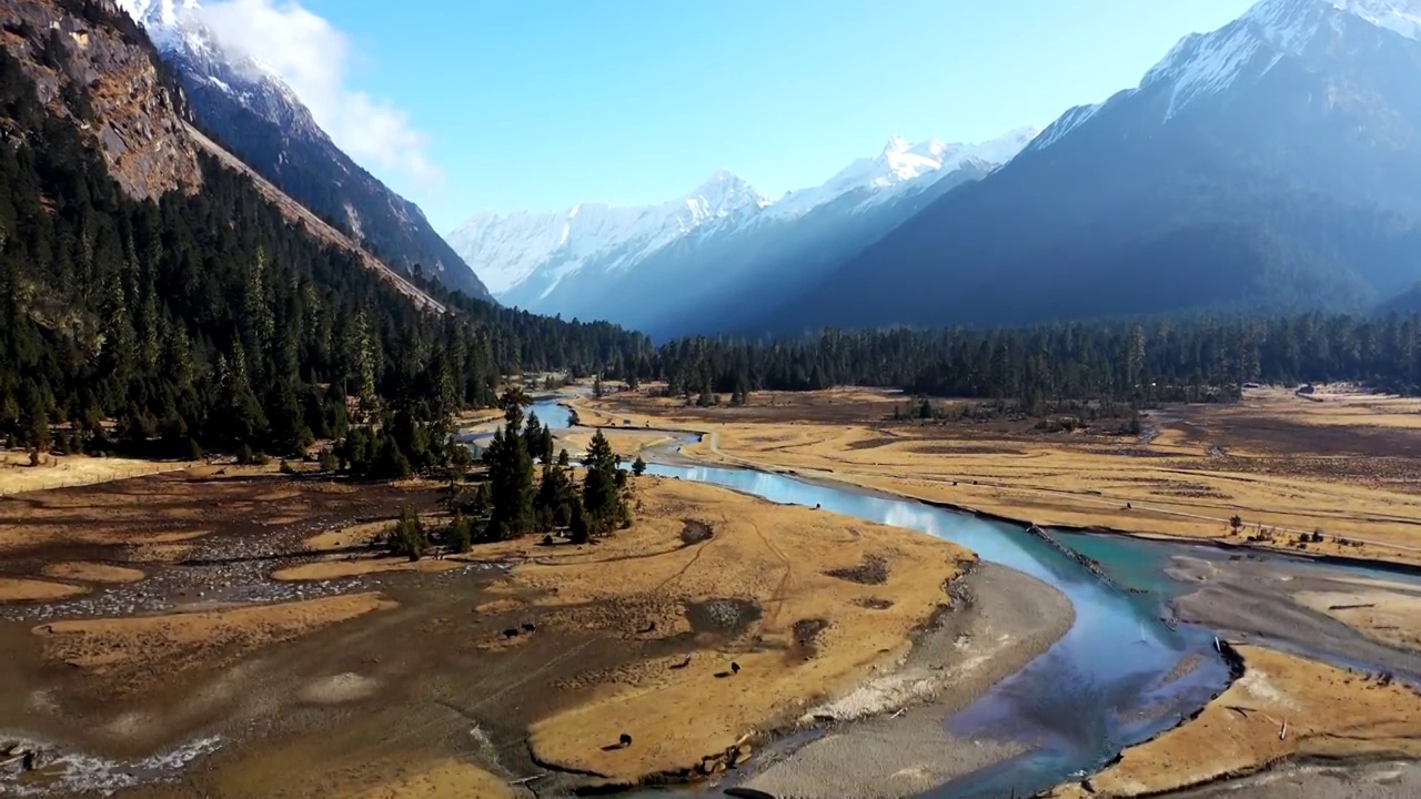 航拍西藏自然风光视频下载