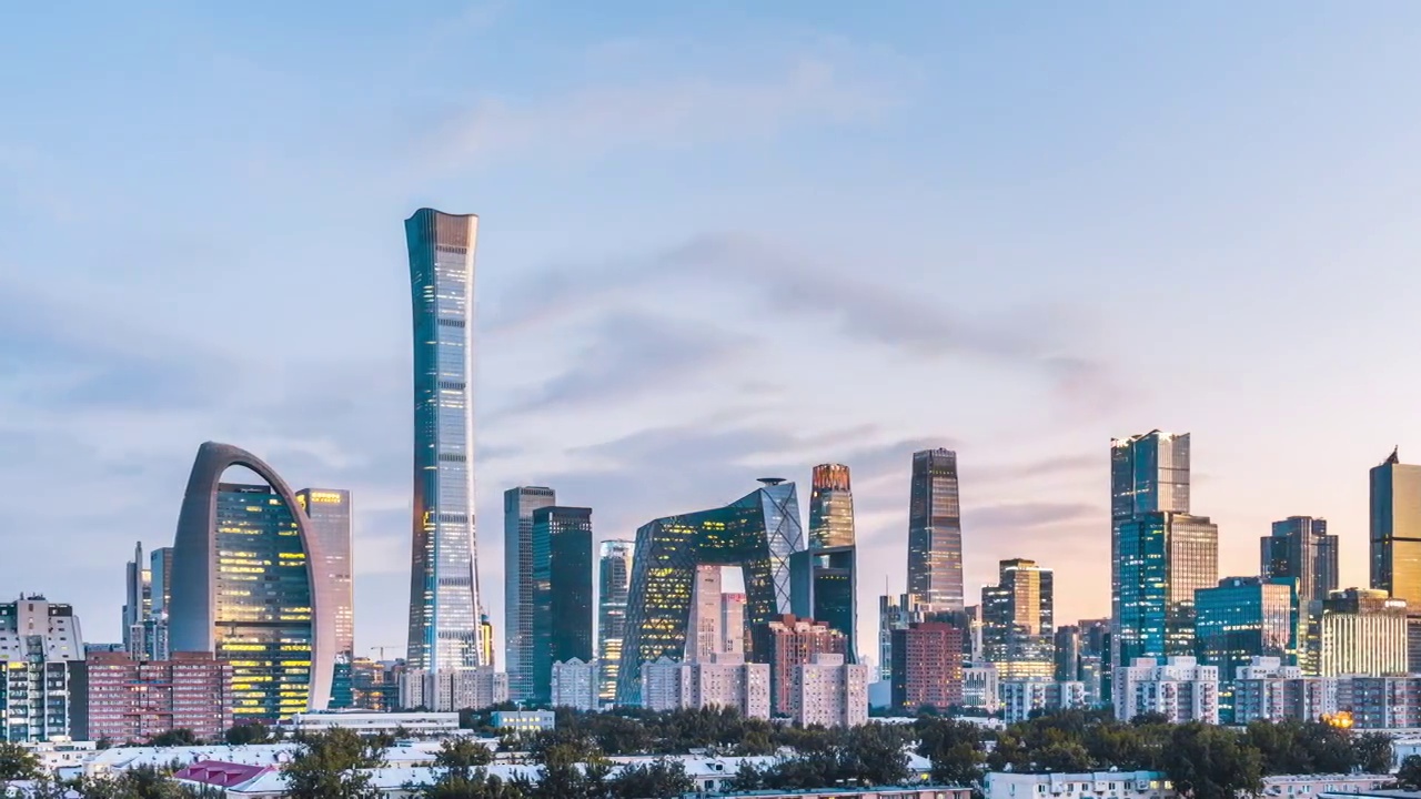 中国北京CBD建筑群晚霞日转夜延时摄影视频素材