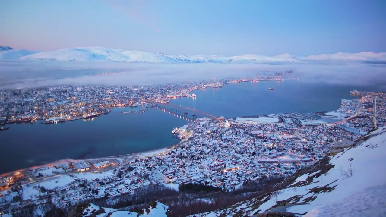 延时摄影挪威特罗姆瑟山顶峡湾日落视频下载
