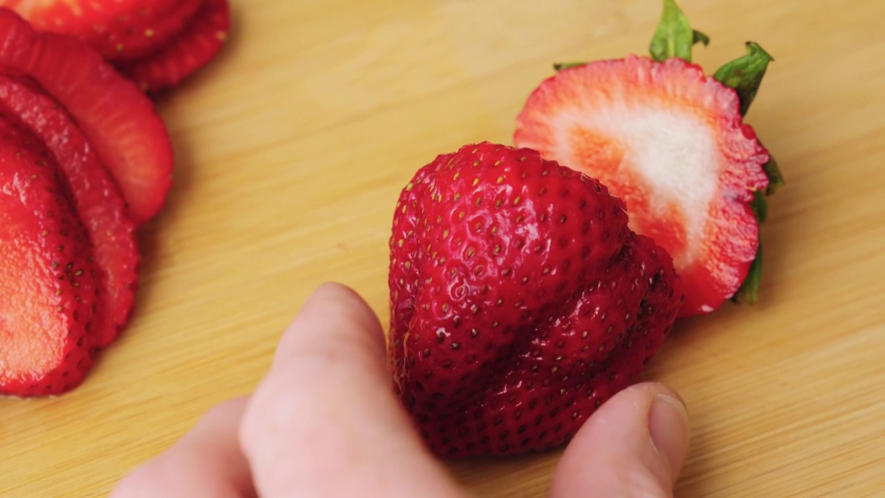 实拍果类草莓高清视频下载