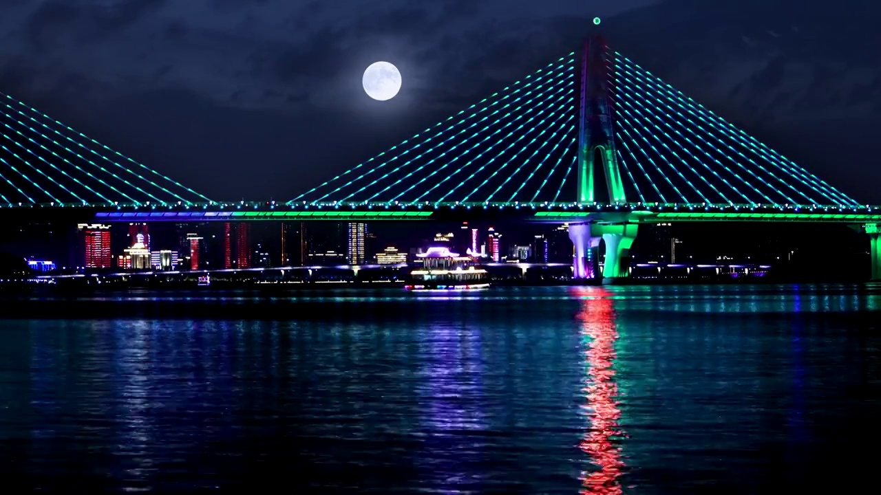 江水大桥月光夜景视频素材