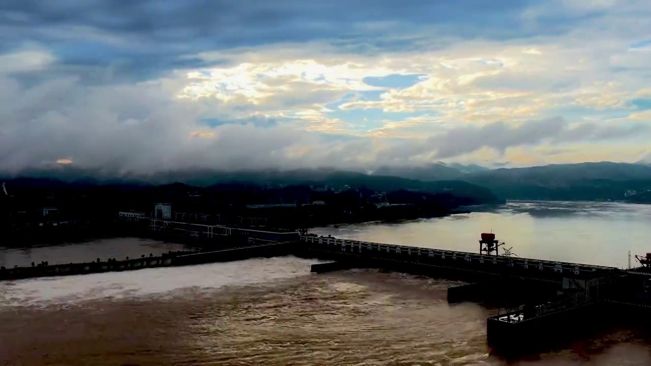 湖北宜昌葛洲坝固定机位广角延时摄影视频素材