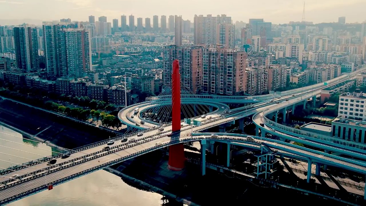 湖北宜昌跨江大桥交通广角固定机位视频素材