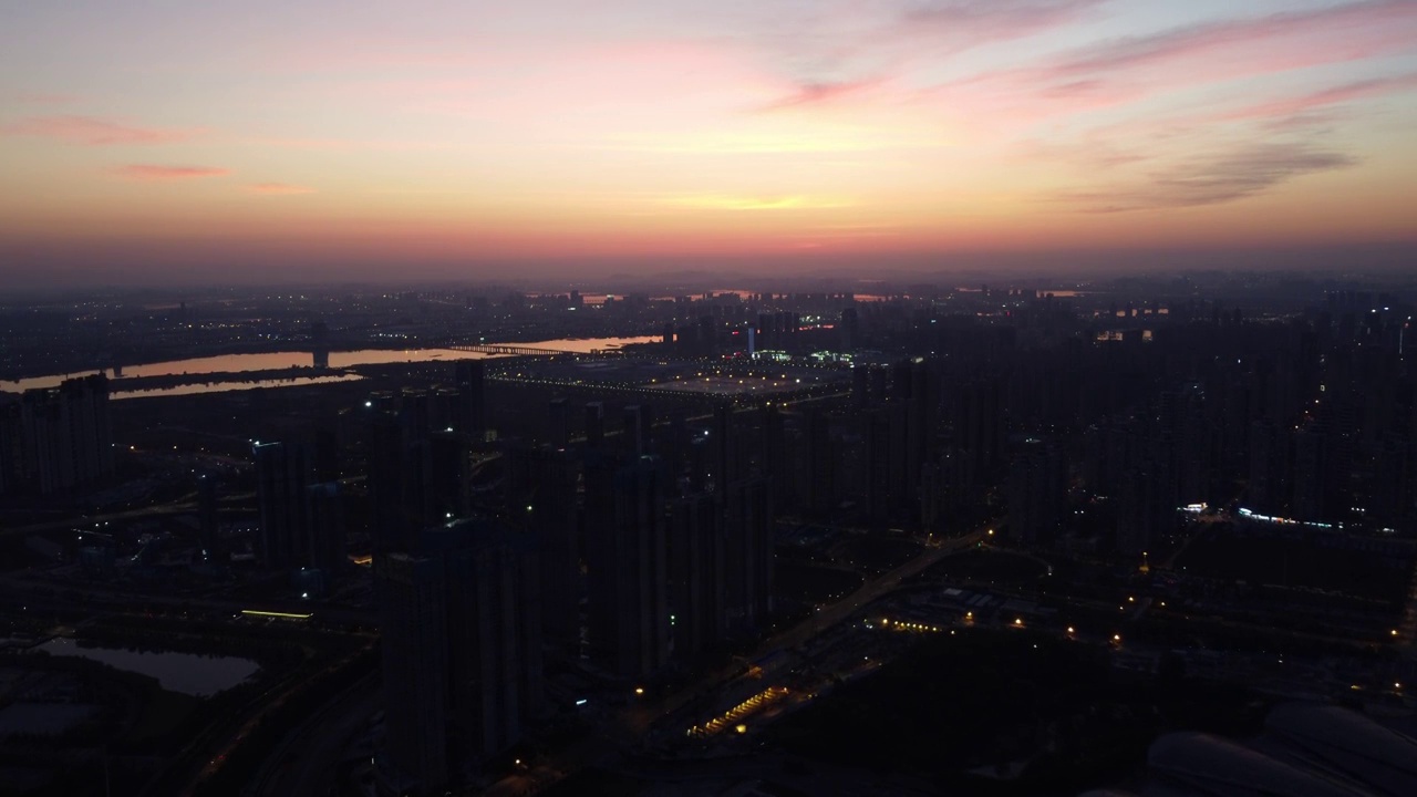 武汉长江上的晚霞视频素材