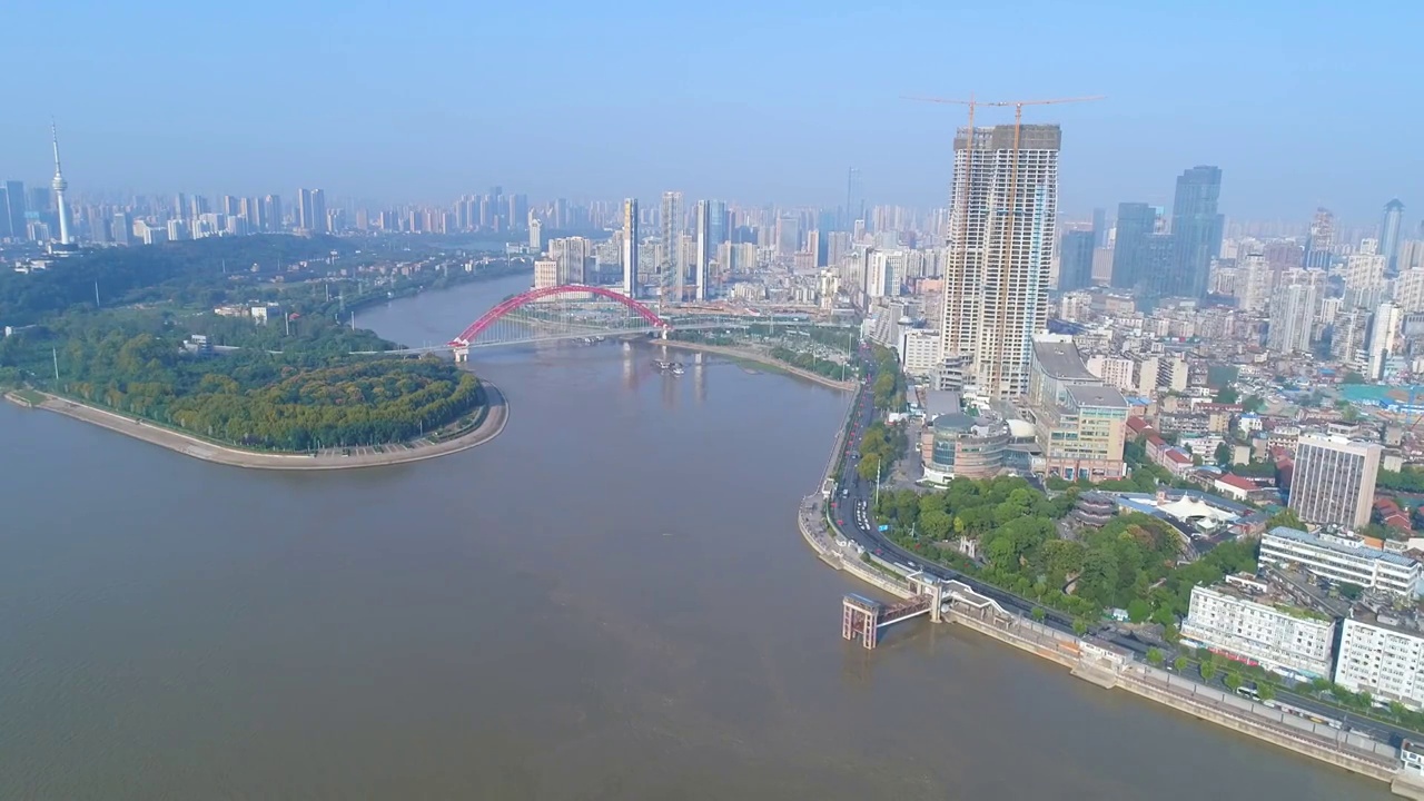 武汉天际线长江两岸航拍4K24p视频下载
