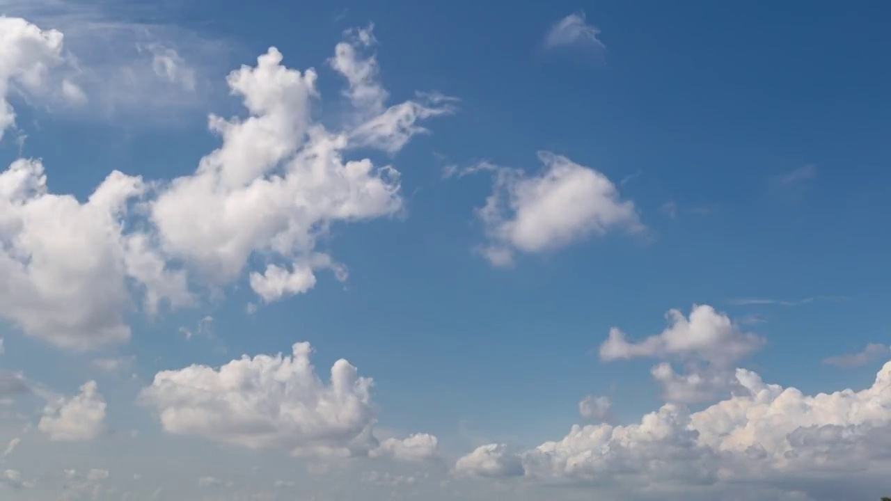蓝天白云空镜头视频下载