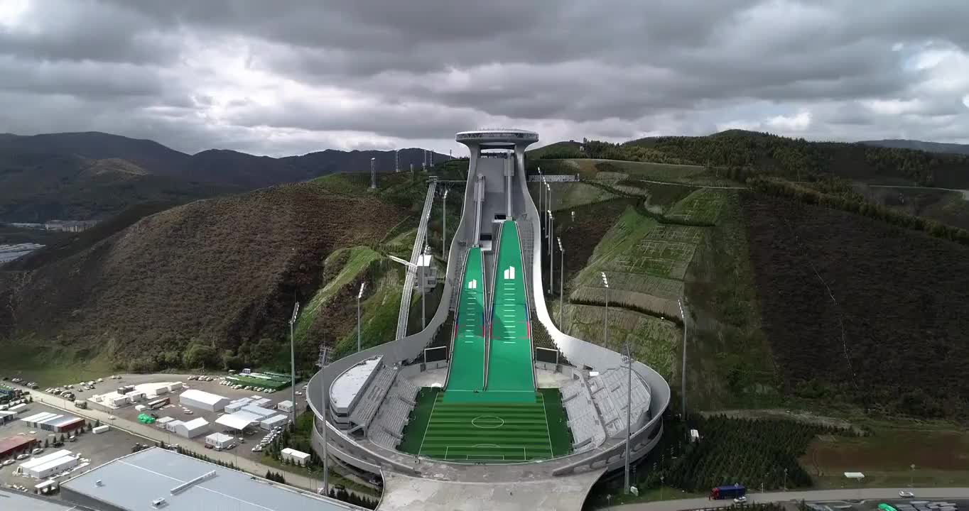 国家跳台滑雪中心（雪如意）航拍视频素材