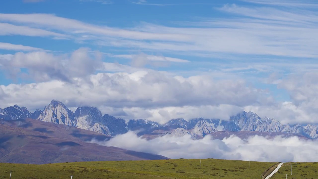 四川甘孜州著名雪山延时摄影，四川著名山峰延时风光视频素材