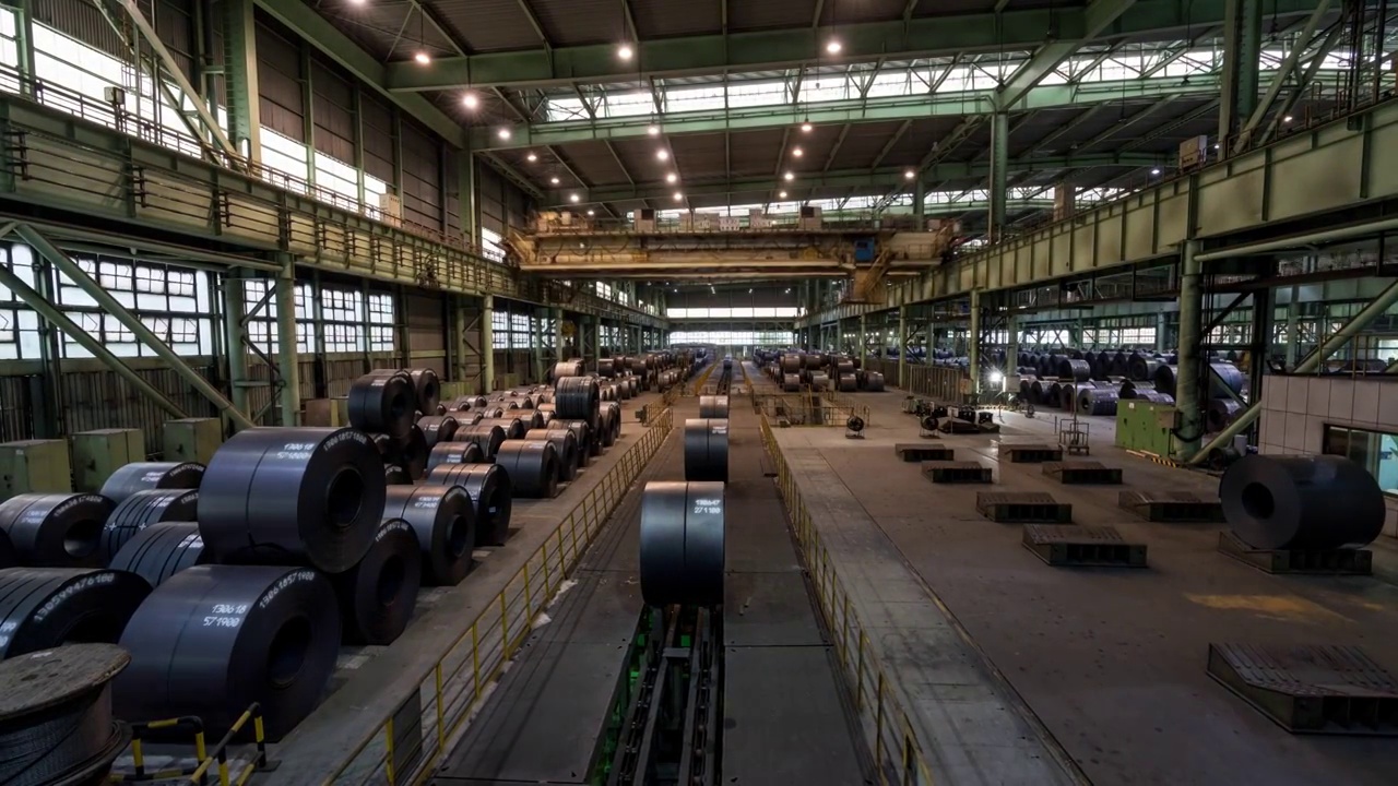 钢铁企业钢材钢卷库俯拍自动化工作延时视频素材