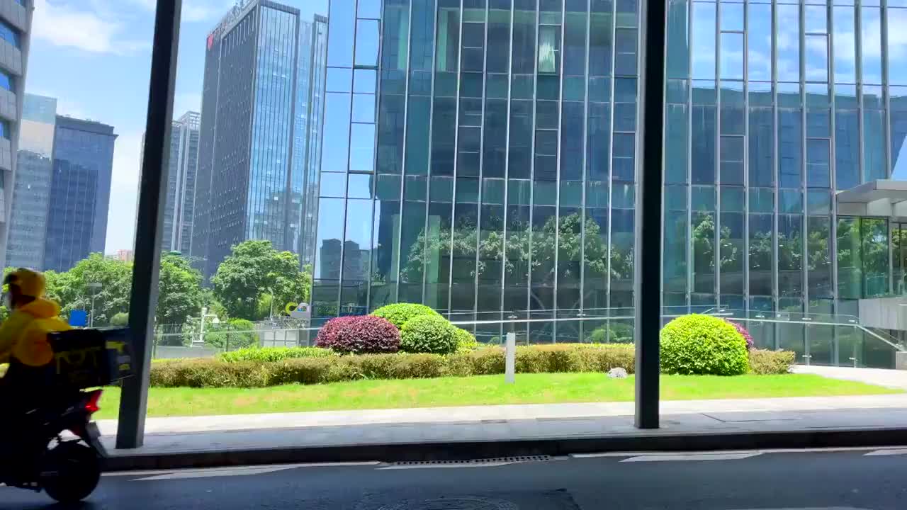 航拍重庆金融中心办公写字楼街景视频素材