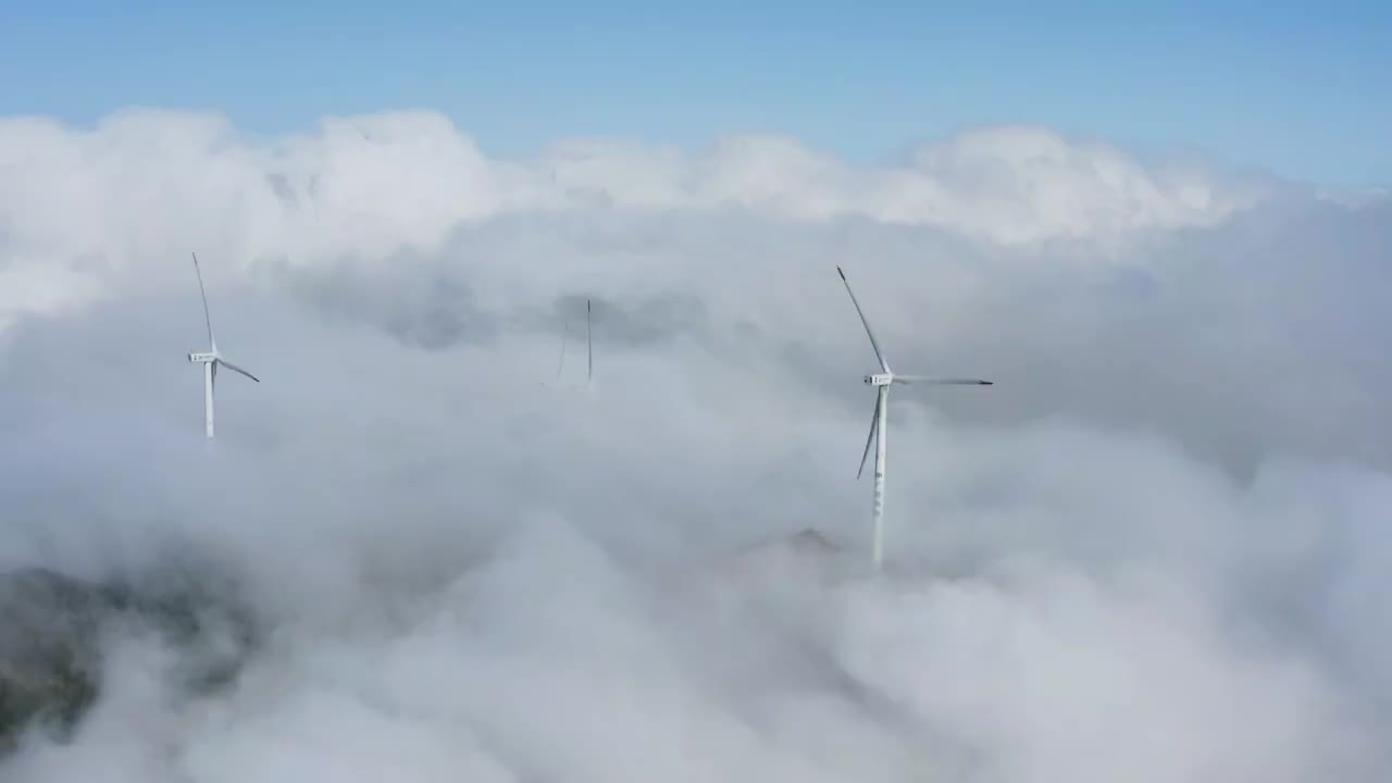 航拍云海风车视频素材