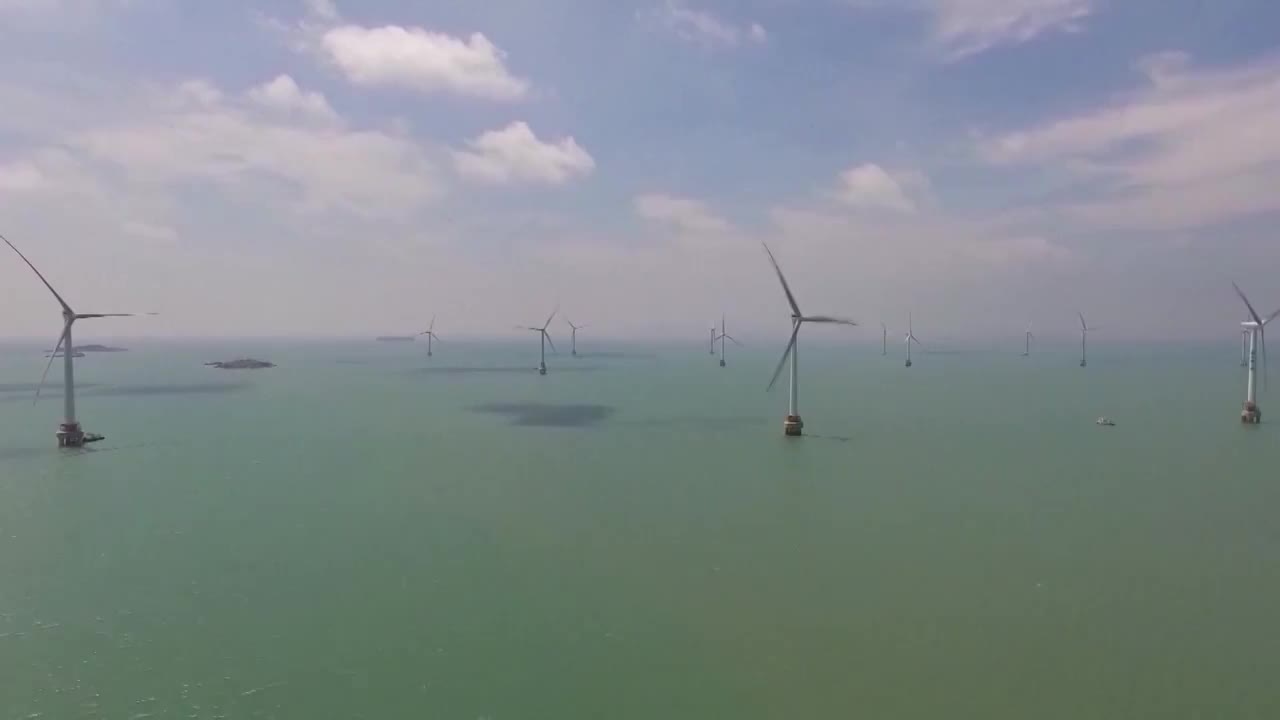 中国新能源风电太阳能建设成果航拍选编视频素材