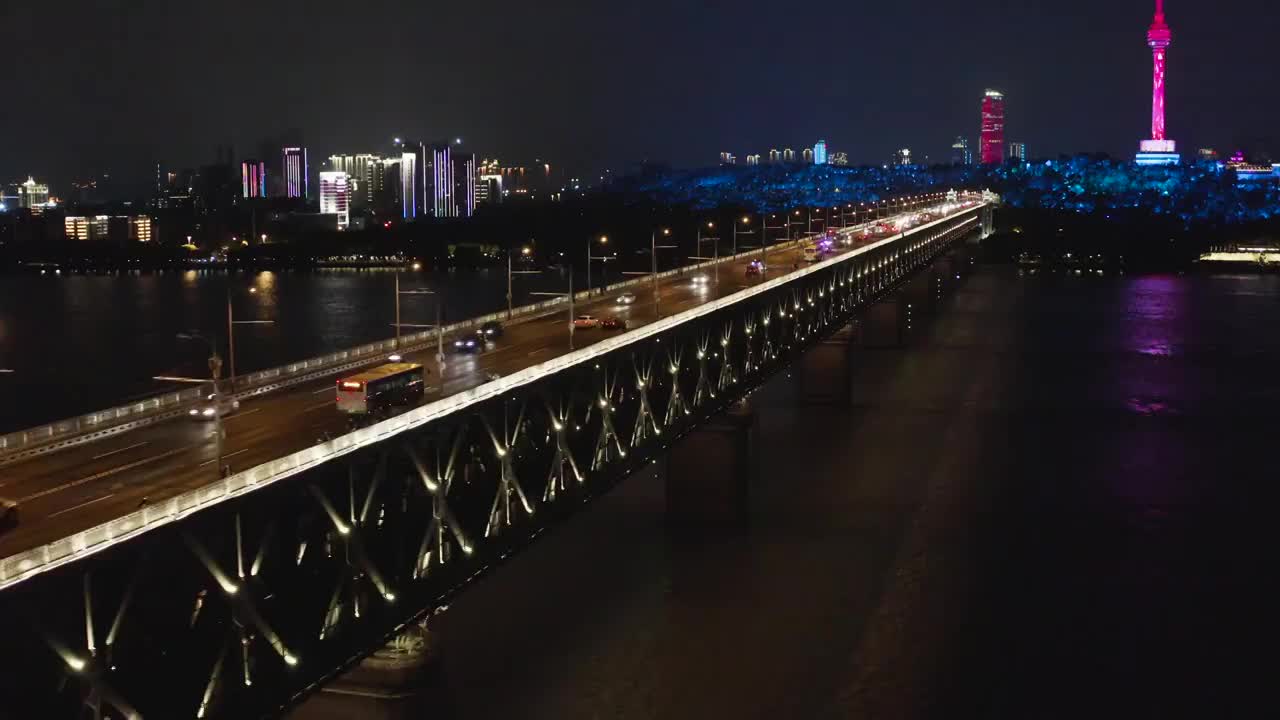 4k航拍武汉长江大桥夜景视频素材