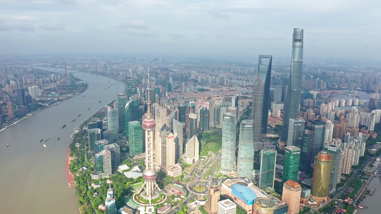 上海 陆家嘴 日落 金光 航拍视角 4K视频视频素材