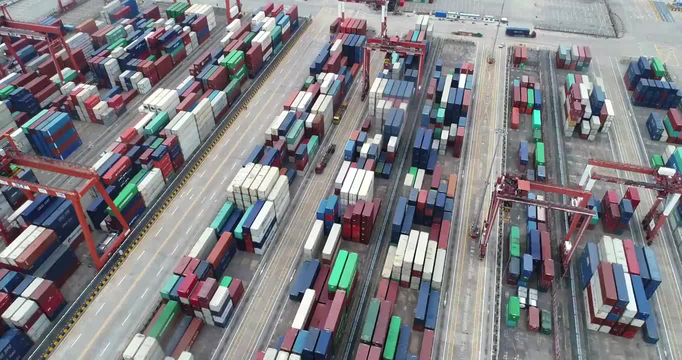 中国深圳码头航拍视频素材