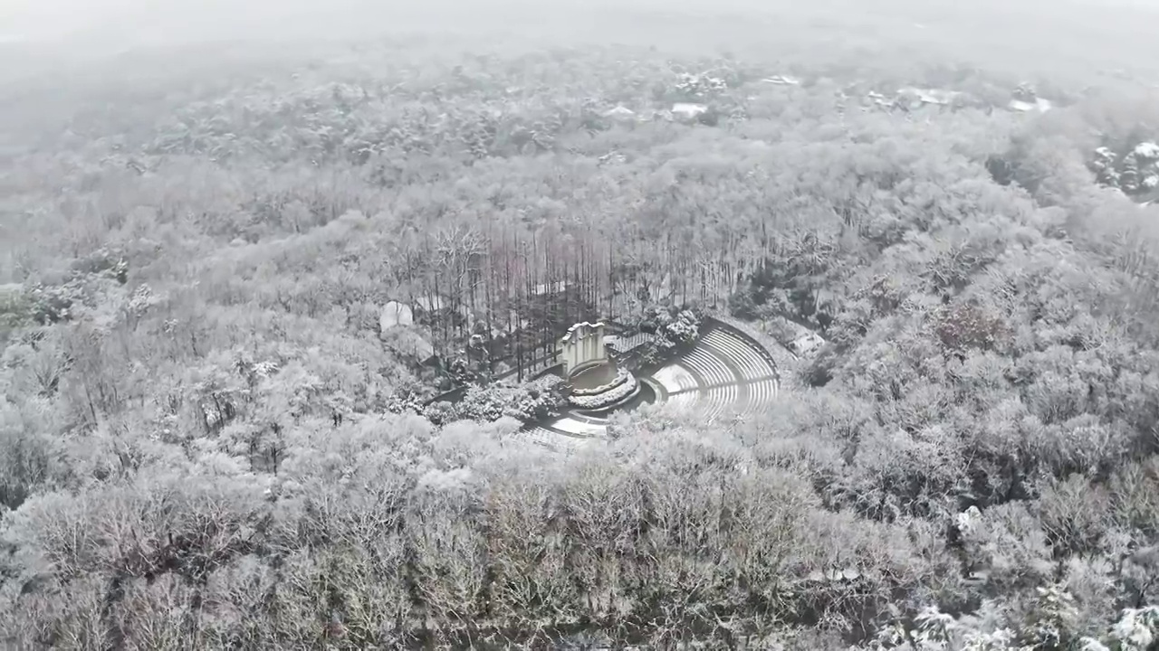 航拍南京中山陵音乐台雪景视频素材