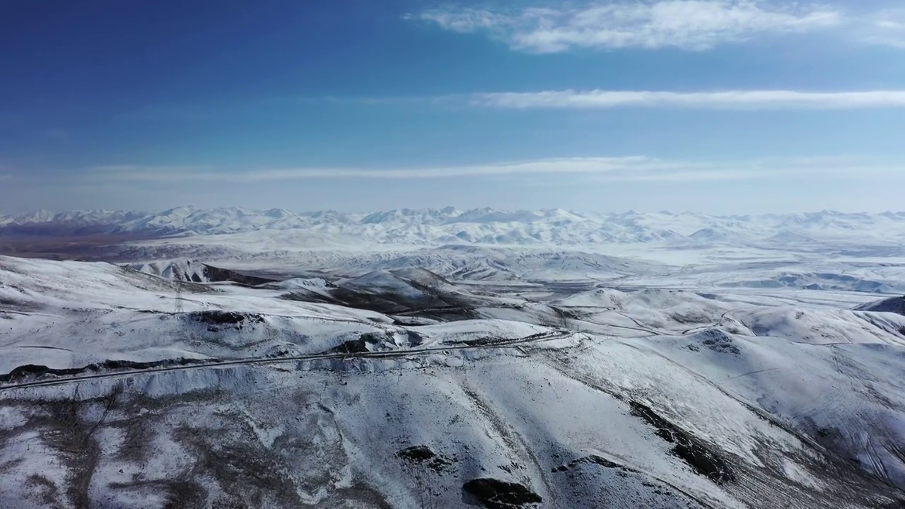 西藏阿里雪山远眺航拍视频素材