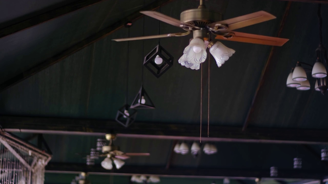 四川绵阳，悬挂的，古典式，风扇，照明设备，视频素材