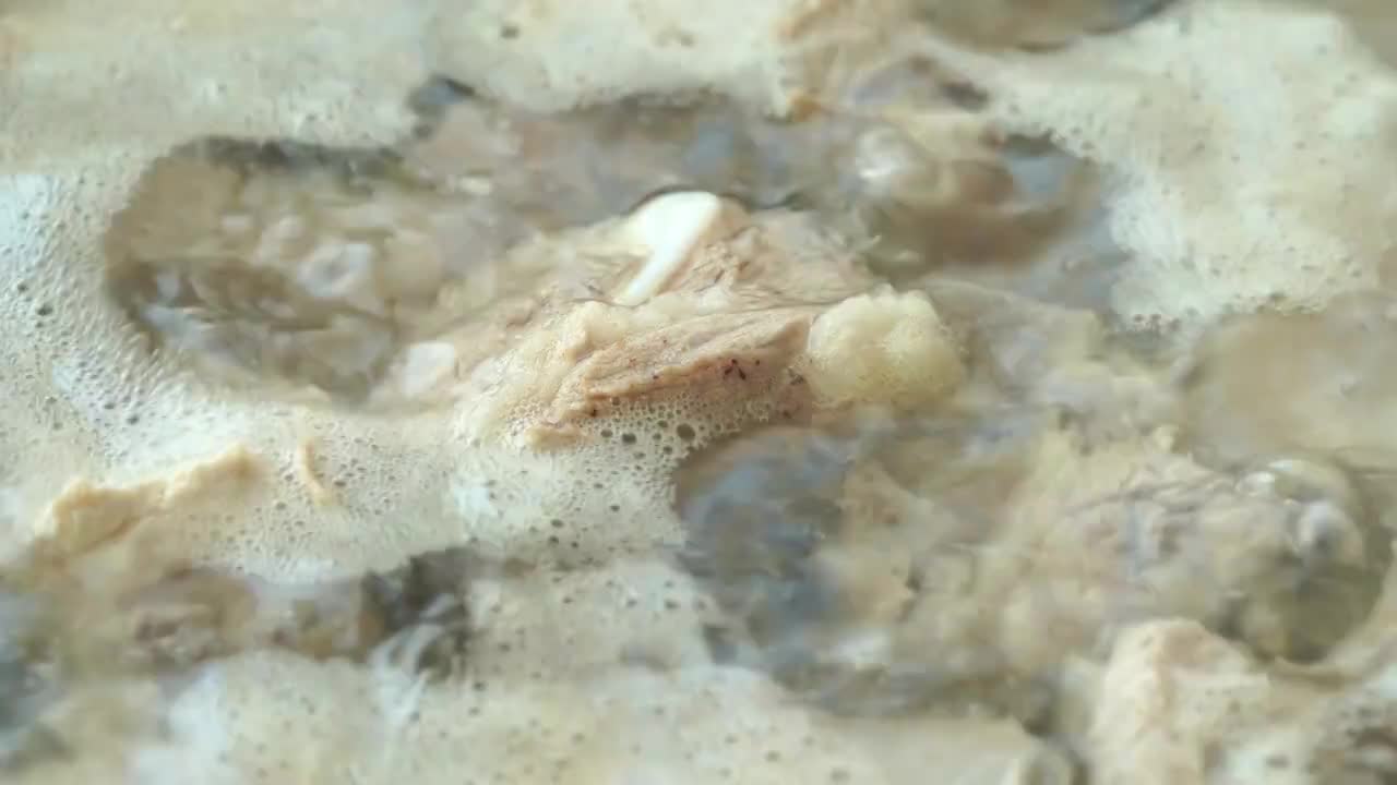 水抄猪肉排骨段视频下载