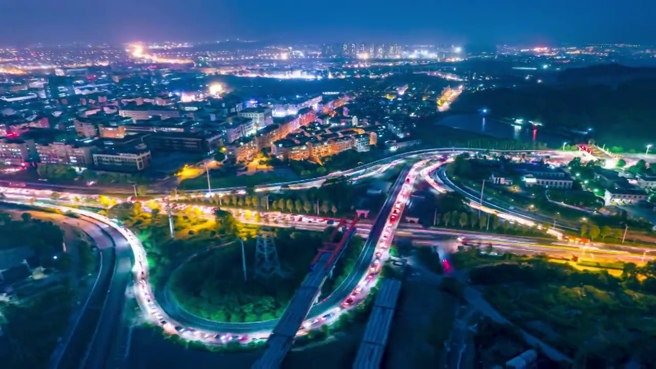 高速公路义乌东出口夜景车流风光4K延时航拍视频下载