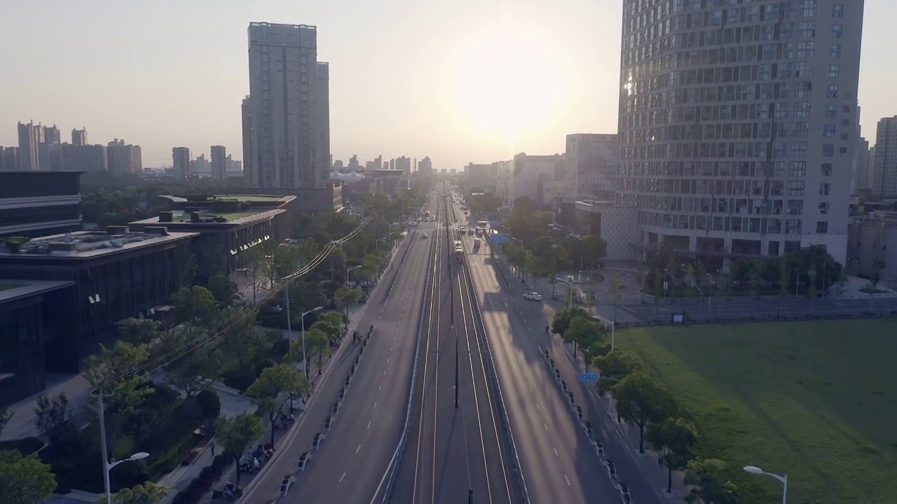 上海松江特色交通工具有轨电车视频素材