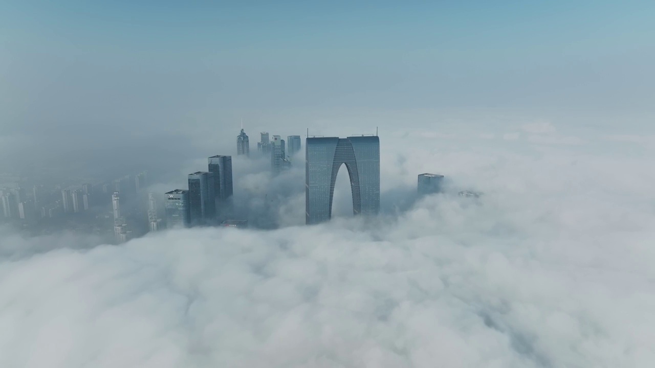 江苏苏州工业园区平流雾视频素材