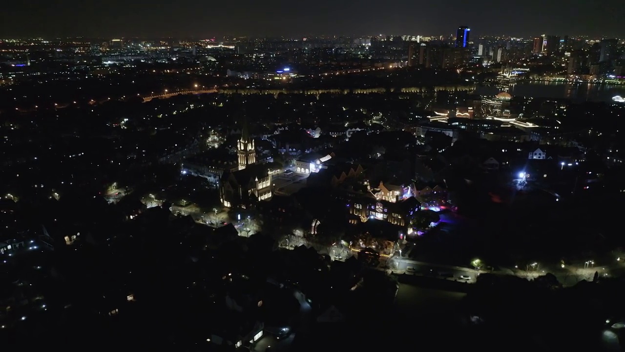 上海泰晤士小镇夜景视频下载