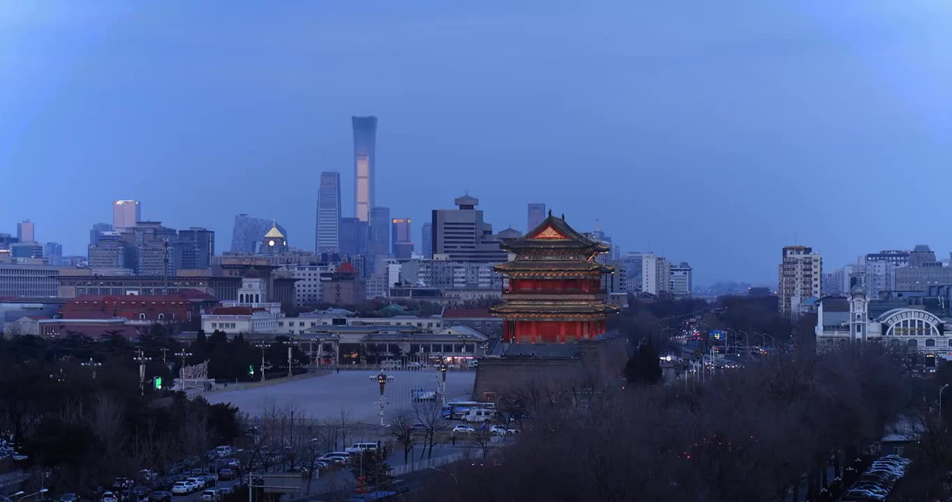 北京前面城楼与现代CBD建筑同框视频素材