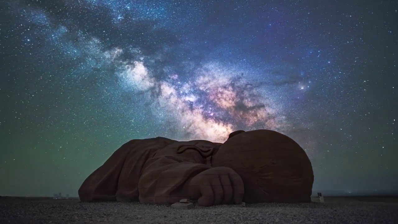 甘肃，瓜州大地之子，银河星空视频素材